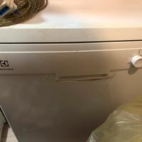 Lavastoviglie electrolux all in one