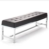 Panca di design in acciaio e pelle