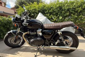 Bonneville T100  ( Euro 5a) Jet Black