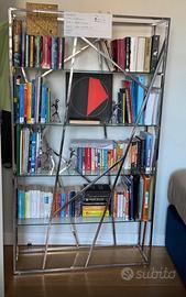 Libreria in acciaio inossidabile e vetro temperato