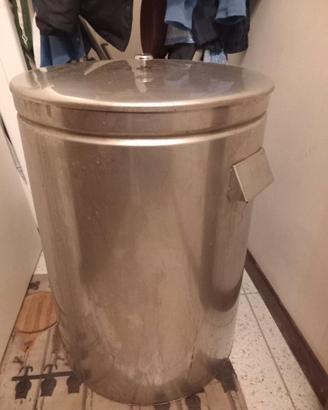 Contenitori per olio