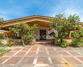Villa 80 mq con Terrazza, Portico e Giardino