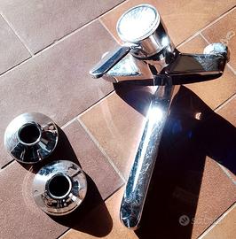 Lavatoio da appoggio 