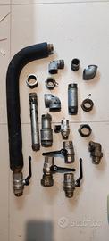 Raccordi idraulica stock, rubinetti
