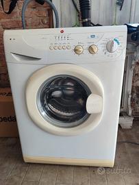 Lavatrice Hoover HN33 

Hoover HN 33 6804

