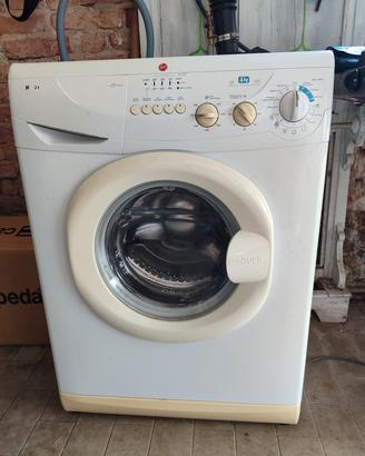 Lavatrice Hoover HN33 

Hoover HN 33 6804

