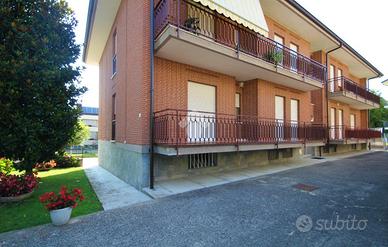 4 LOCALI A ALBA