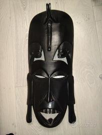 maschera di legno da appendere