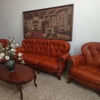 Divano vintage in pelle con due poltrone