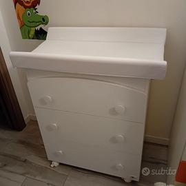 Fasciatoio con materassino e vaschetta