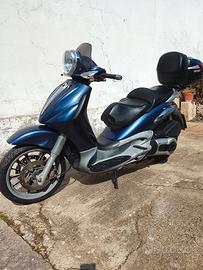 Piaggio Beverly 500cc solo contatto telefonico.