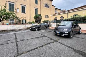 POSTO AUTO A LIVORNO