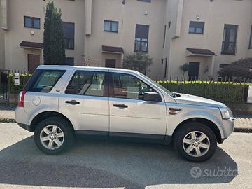 Land Rover Freelander 2