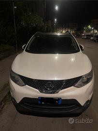 NISSAN QASHQAI 2017
