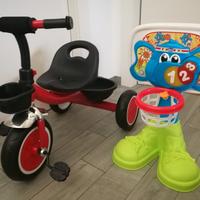 Triciclo con gioco canestro