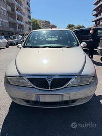 Lancia Ypsilon benzina – 140.727 km cambio manuale