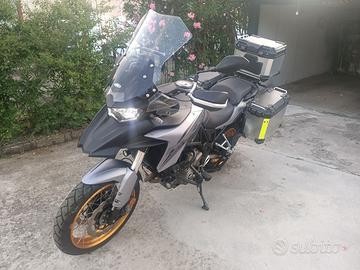 QJ Motor SRT 700 X, 2000 km, Full Optional, 2024