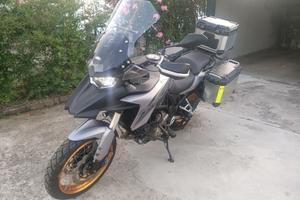 QJ Motor SRT 700 X, 2000 km, Full Optional, 2024