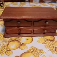 scatole legno e latta 