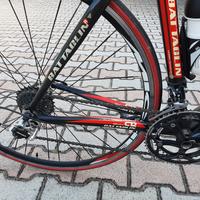 bici da corsa in carbonio
