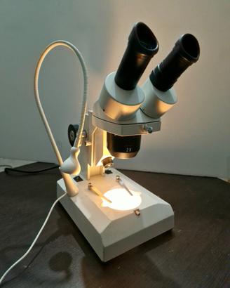 Microscopio biologico analogico Binoculare Optech 