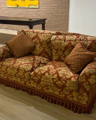 Coppia di divani 2 posti raffinati e damascati