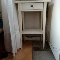 hemnes comodino IKEA 