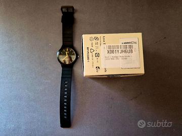 Casio orologio analogico al quarzo nero e oro 