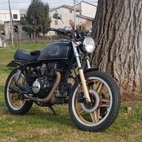 Honda CB 400 - 1981