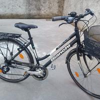 BICI DA 28 MARCA BIANCHI MODELLO SPILLO RUBINO