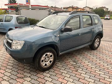 Dacia duster—2011/1.5 diesel-3900 euro