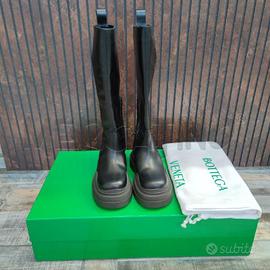TIRE BOOT MILITARY CALF BOTTEGA VENETA NERI PELLE