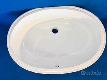 LAVANDINO SOTTO PIANO