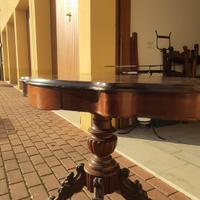 Mobile d’antiquariato
