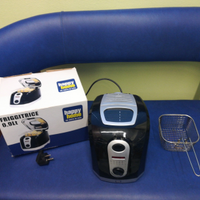 Friggitrice elettrica ad olio