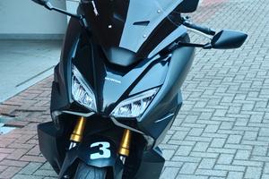 Honda Forza 750