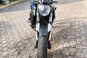 YAMAHA MT07 SUPER ACCESSORIATA...