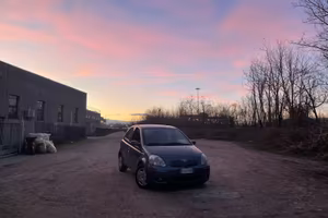 toyota yaris 1.0 vvti