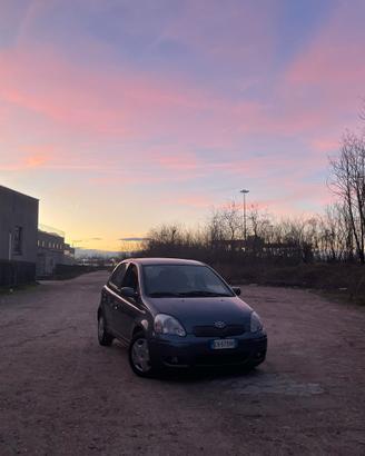 toyota yaris 1.0 vvti