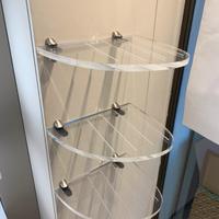 Piani in plexiglas porta orologi