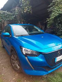 Peugeot 208 full electric