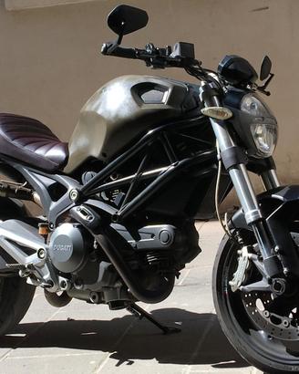 Ducati 696+ doppia carena/accessori