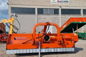 TRINCIA TIERRE TR 230