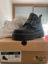 Dr. Martens Stivali platform di pelle Devon Heart