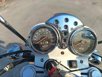 moto Guzzi nevada