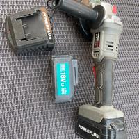 Smerigliatrice flessibile a batteria