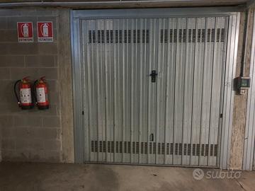 SPAZIOSO BOX 18mq cso ivrea 6/Q Asti