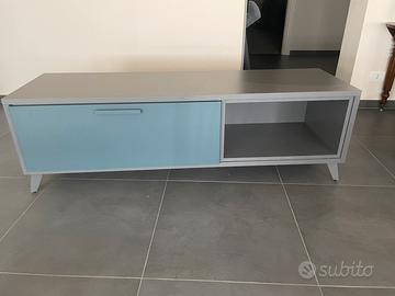 Mobile basso per tv di Colombini