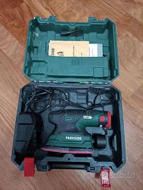 Levigatrice a delta Parkside con batteria 12V