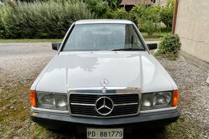 MERCEDES-BENZ 190 E -messa a nuovo-